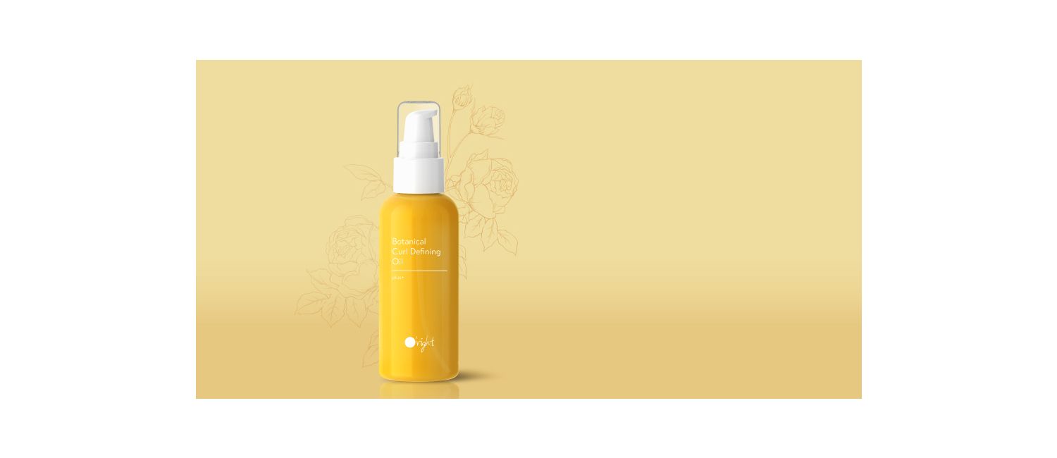 Gelbes Pumpfläschchen des Botanical Curl Defining Oil von O'right vor gelbem Hintergrund mit zarten Blumenillustrationen – ein natürliches Stylingöl für definierte Locken.